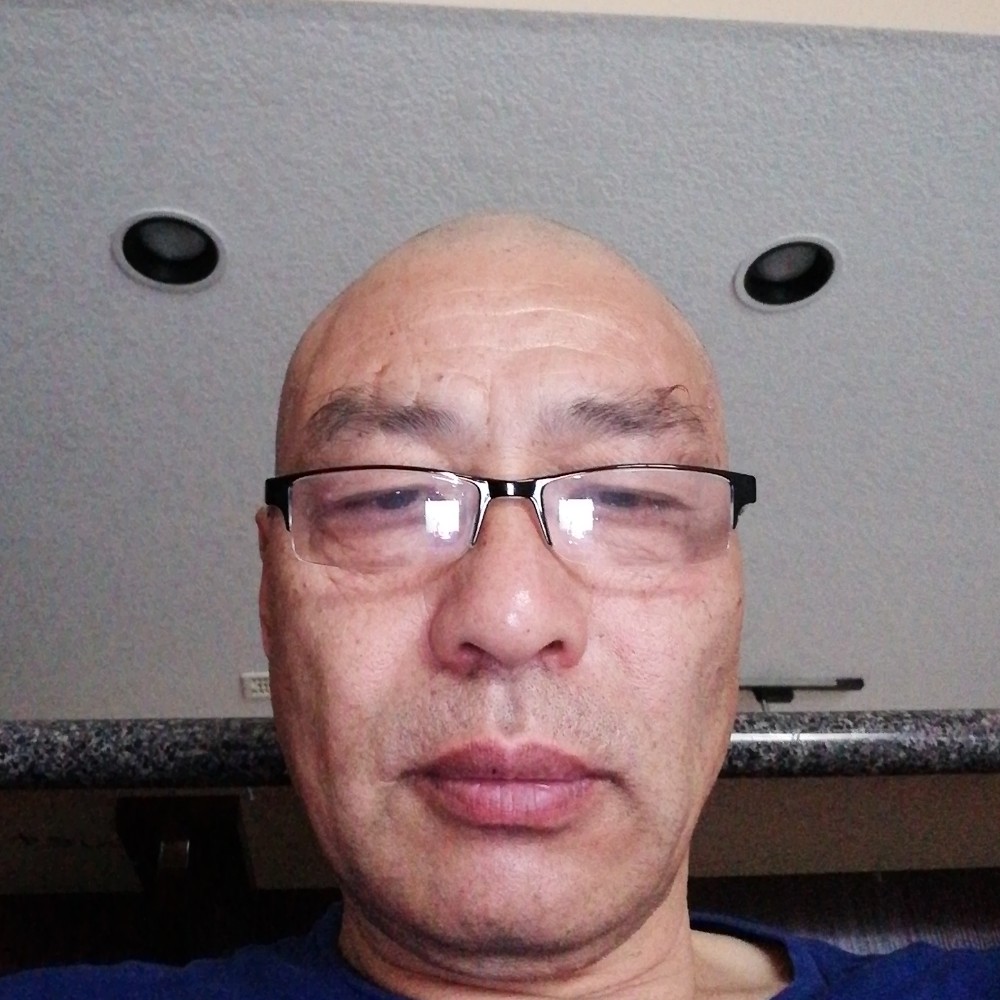 羞涩闻呓语的照片