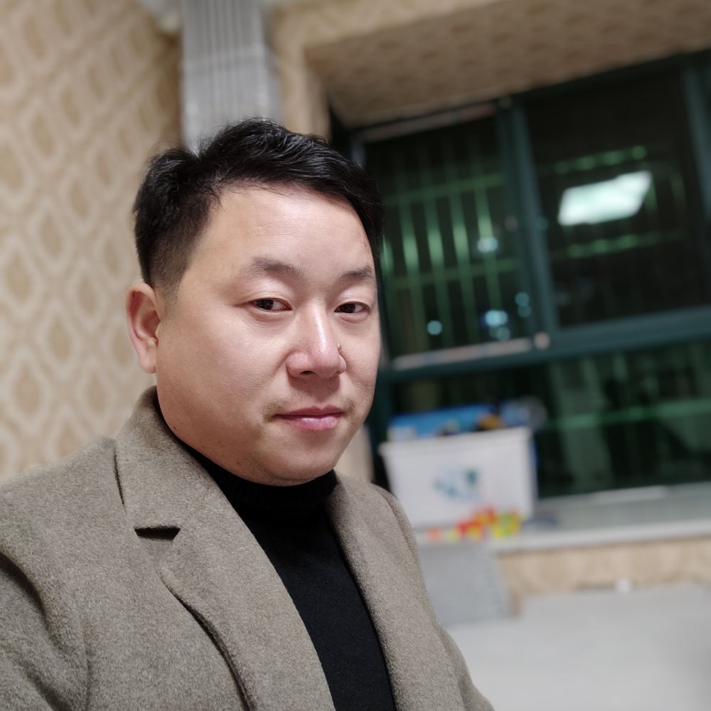 无情用秋月的照片