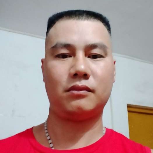 龙俊凯的照片