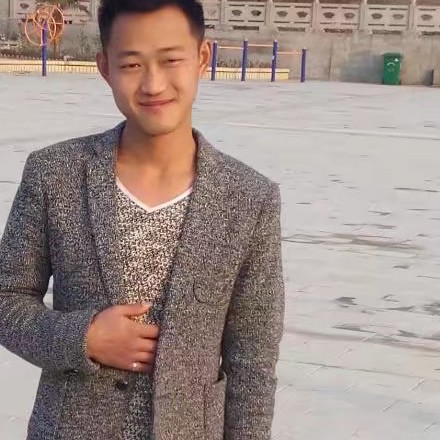 不在是曾前的照片