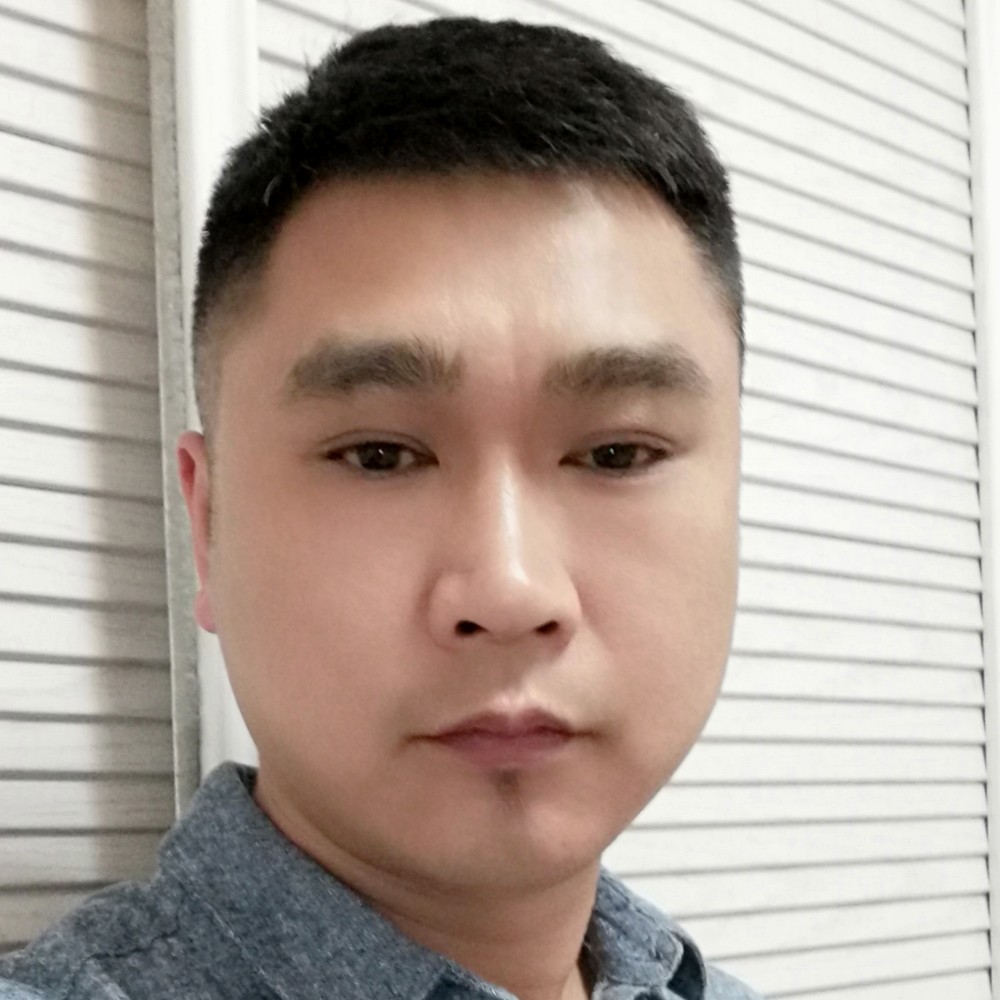 溪流欢呼的照片