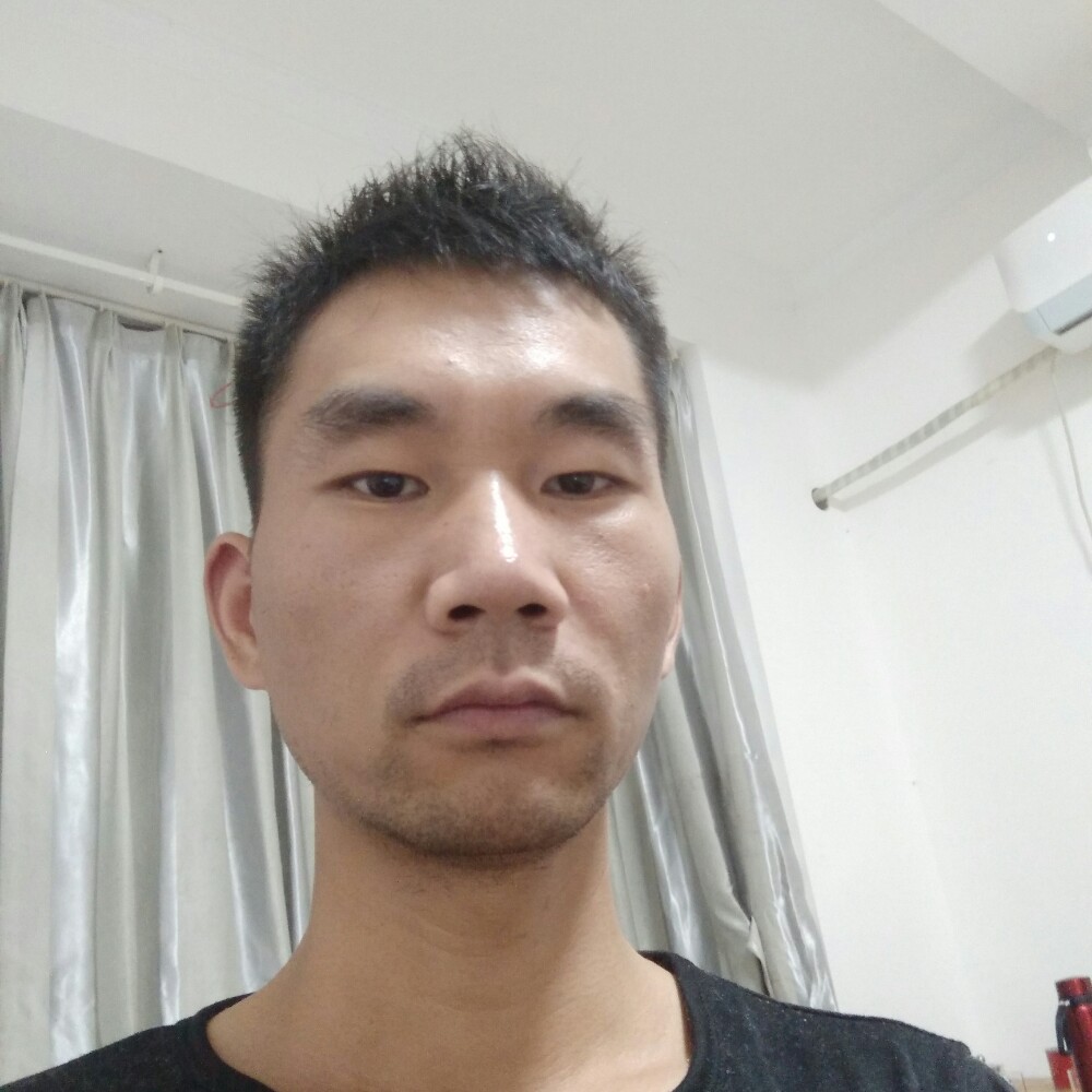 龙非离的照片