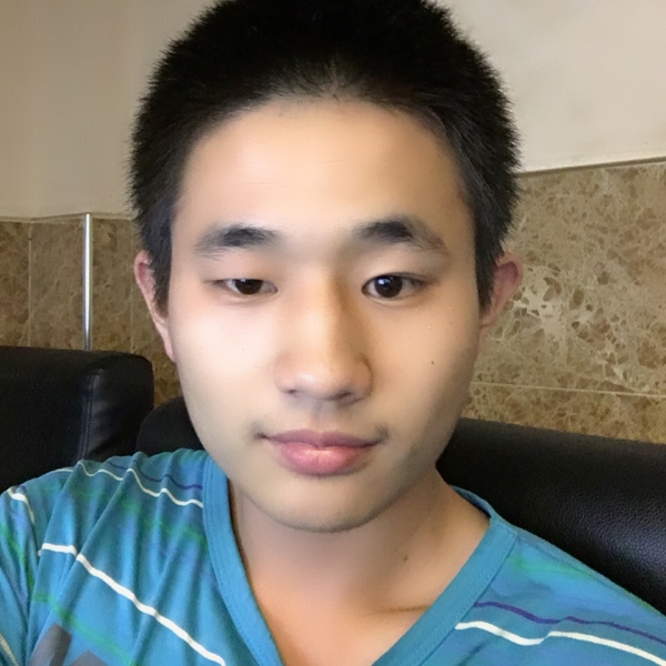 超帅拿铃铛的照片