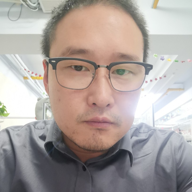 栗旬大叔的照片