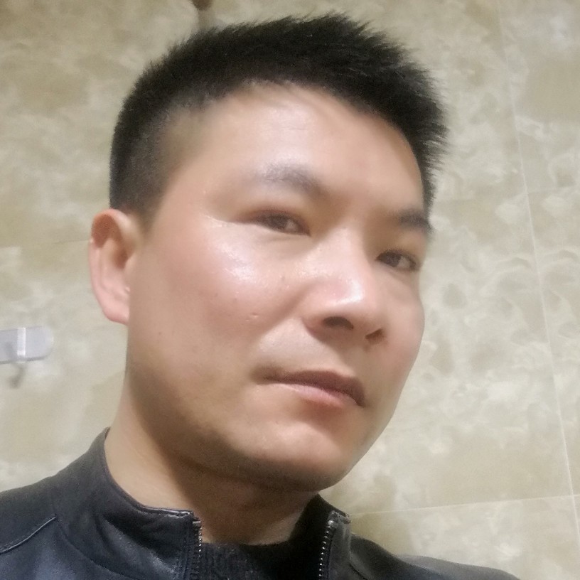 华琍虎的照片