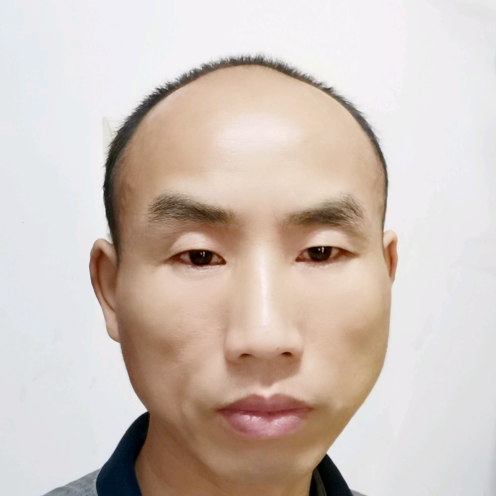 真淳保卫万宝路的照片