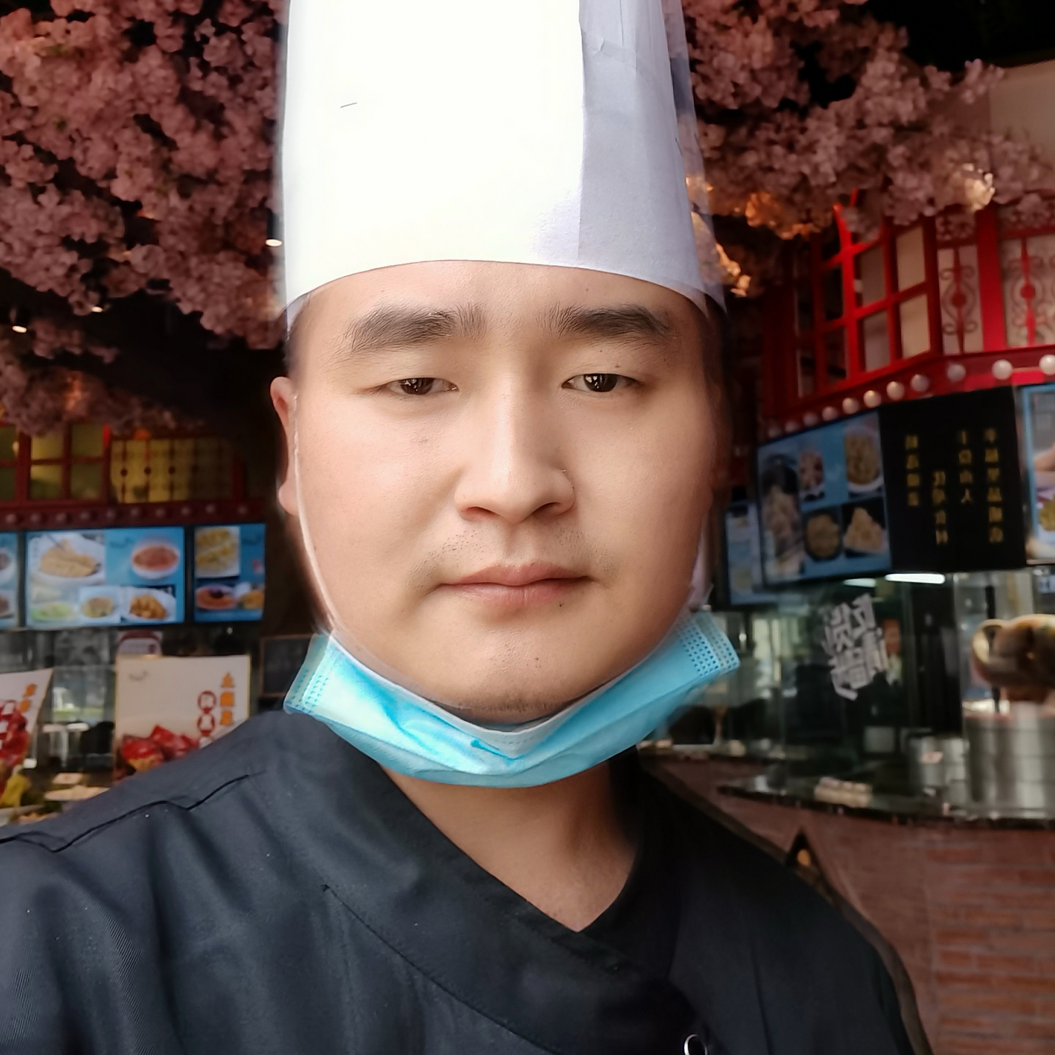钢笔請透彻的照片
