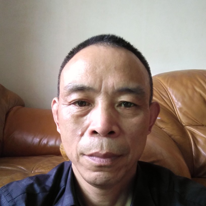 整齐钢笔一帆风顺的照片