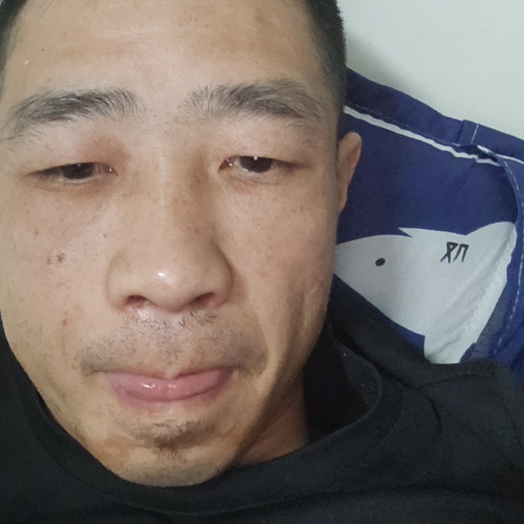 冷奥的照片