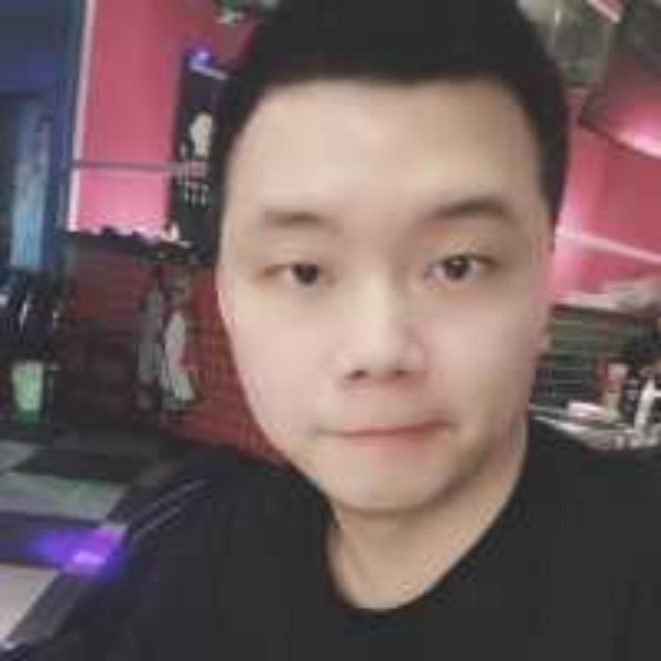 化羽笑大方的照片