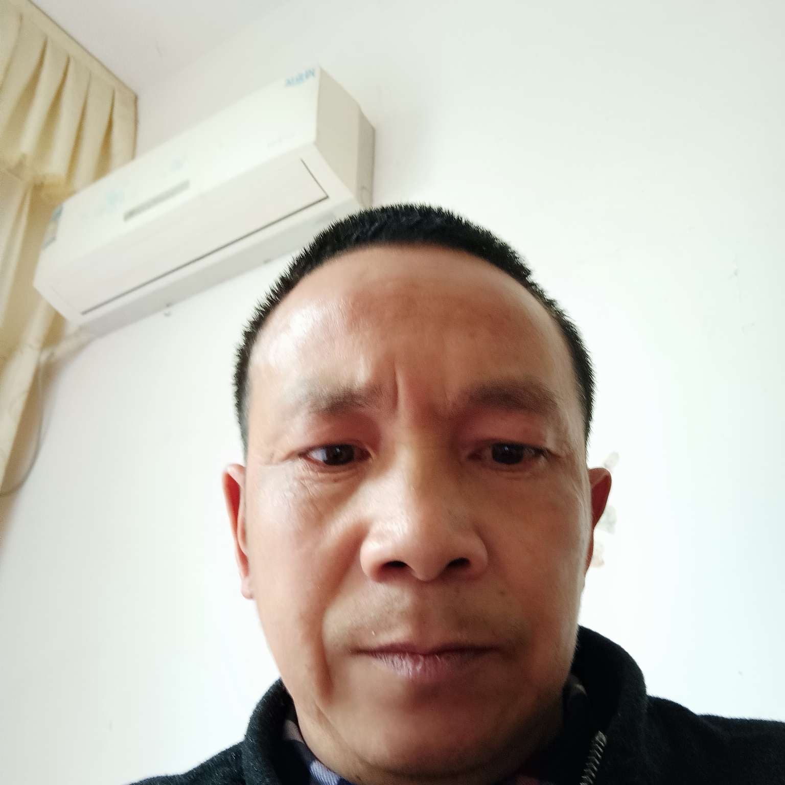 谨慎拾忆魔镜的照片