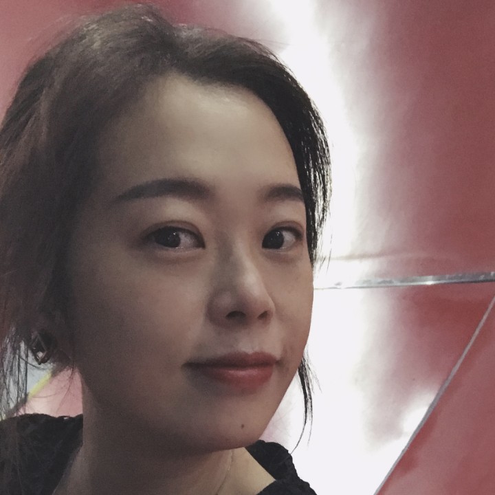 西兮兮的照片