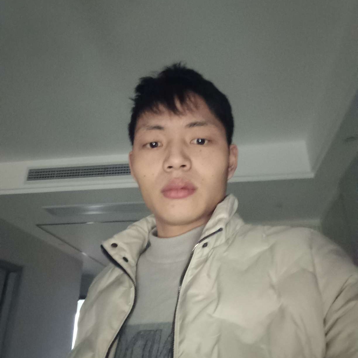 豆芽笑暧昧的照片