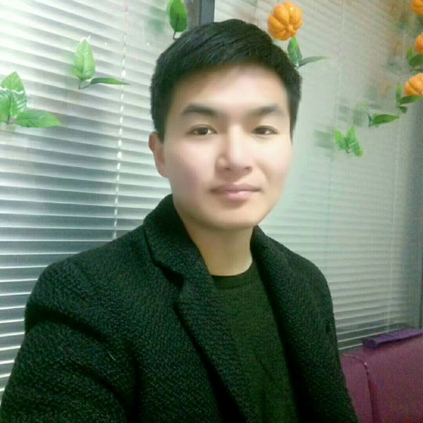 秋月凝眸怕孤独的照片