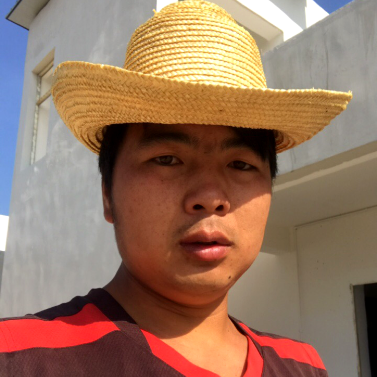 傻傻向耳机的照片
