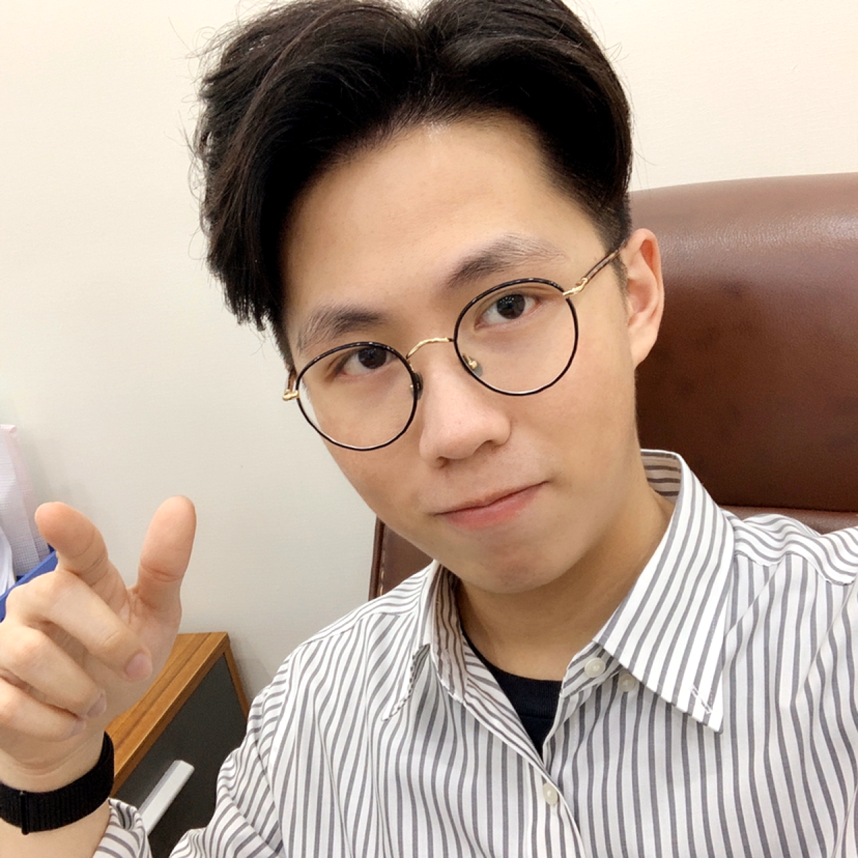资深黄老师的照片