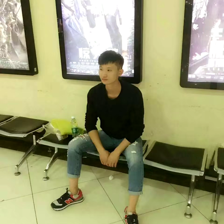 明天有阳光嘛的照片