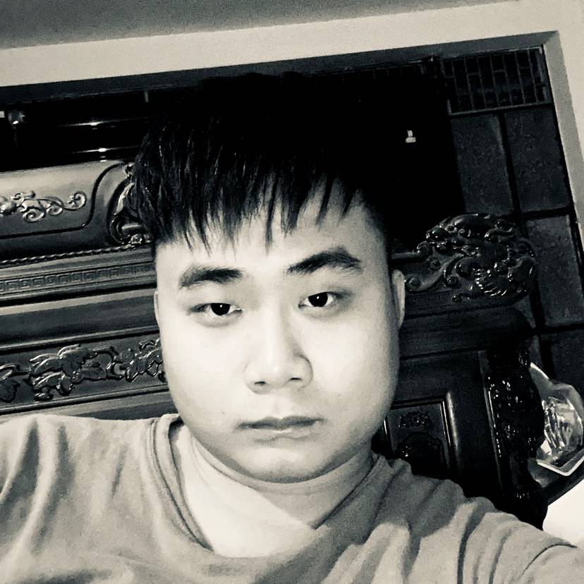 眼前人。的照片