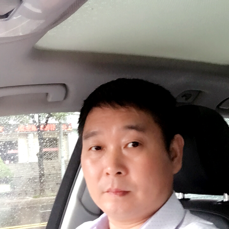 看淡任生的照片