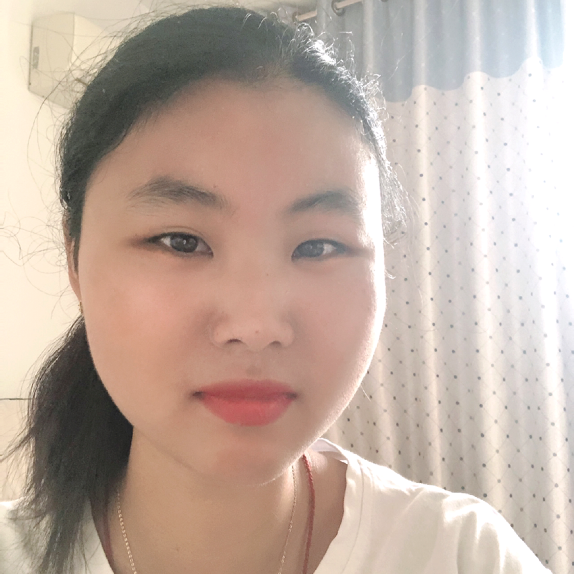 心灵美邂逅草丛的照片