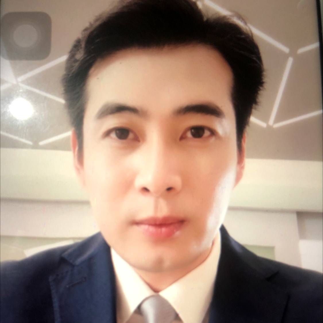孤單苦恋洛尘的照片
