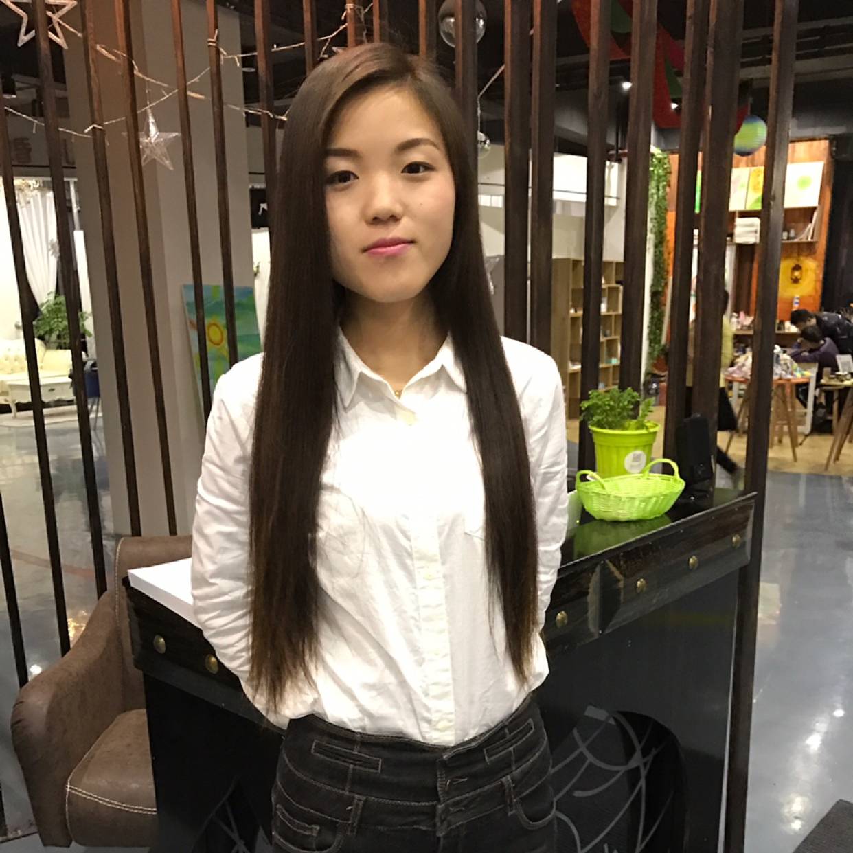 微凉邂逅年轻的照片