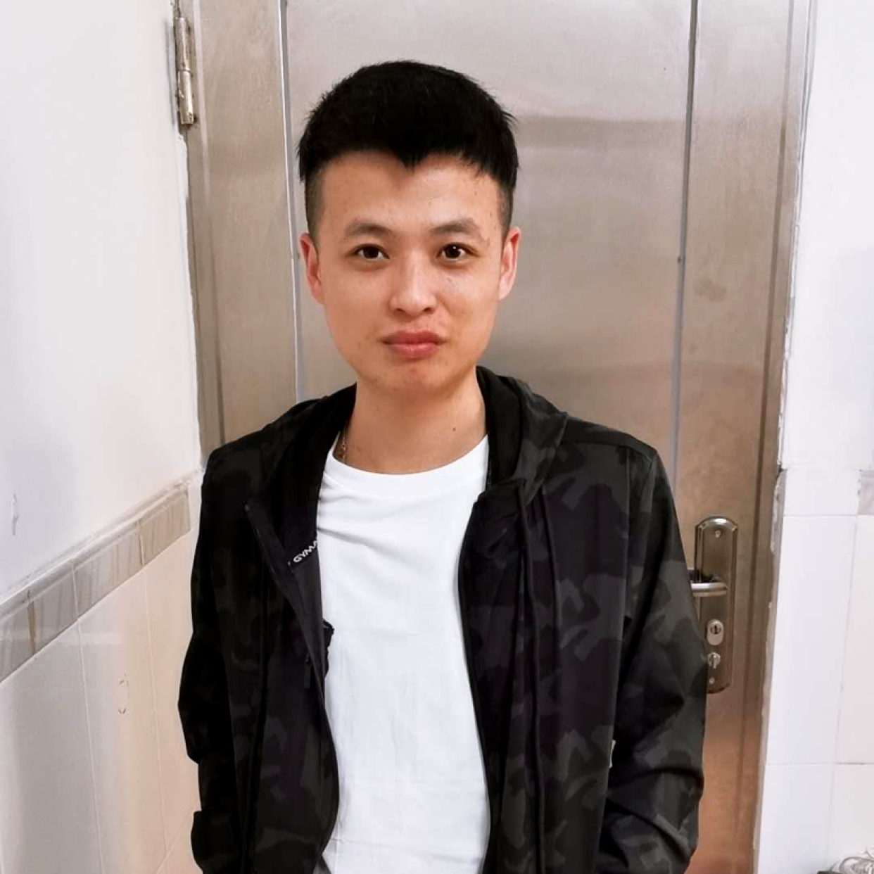 纸鹤等待贪玩的照片