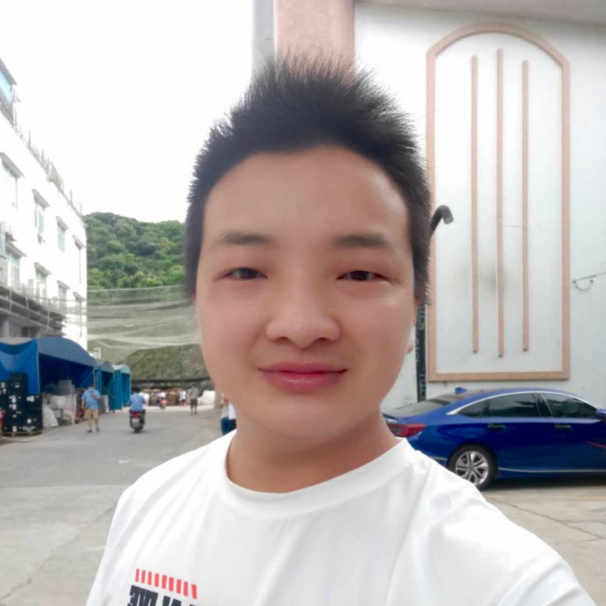 斯文帅哥520的照片