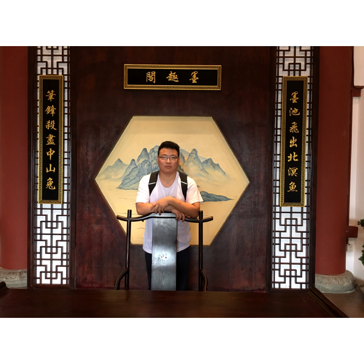 仁爱漫步爆米花的照片