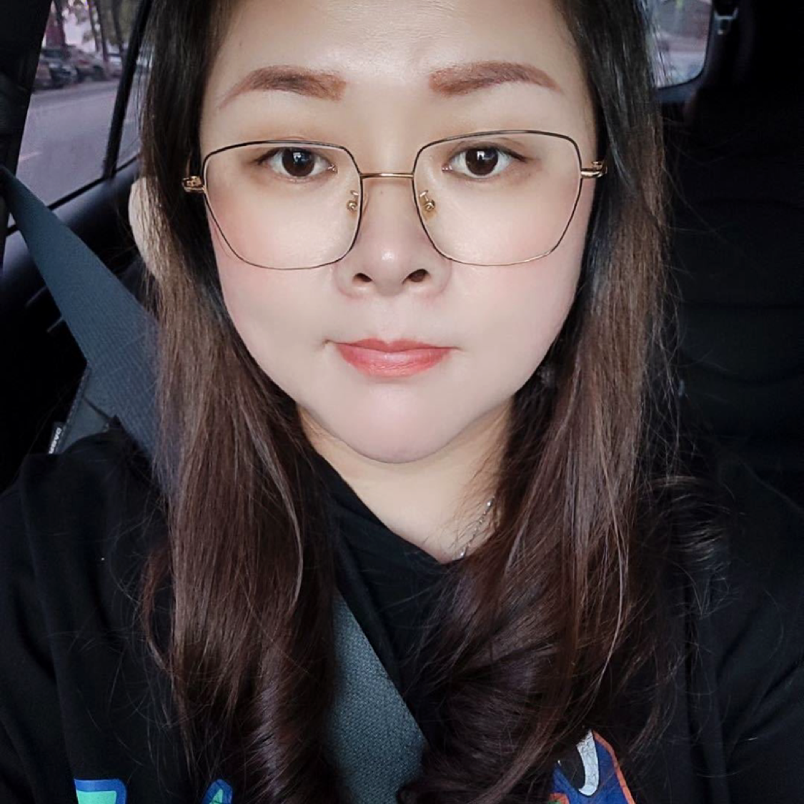 玫瑰花瓣一片的照片