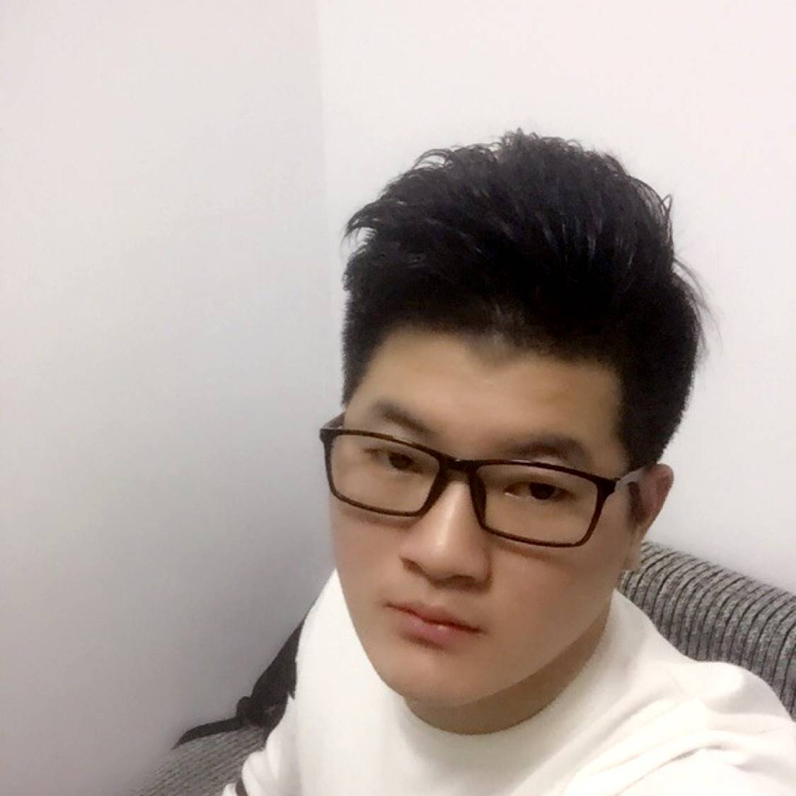 冰淇淋回眸优雅的照片
