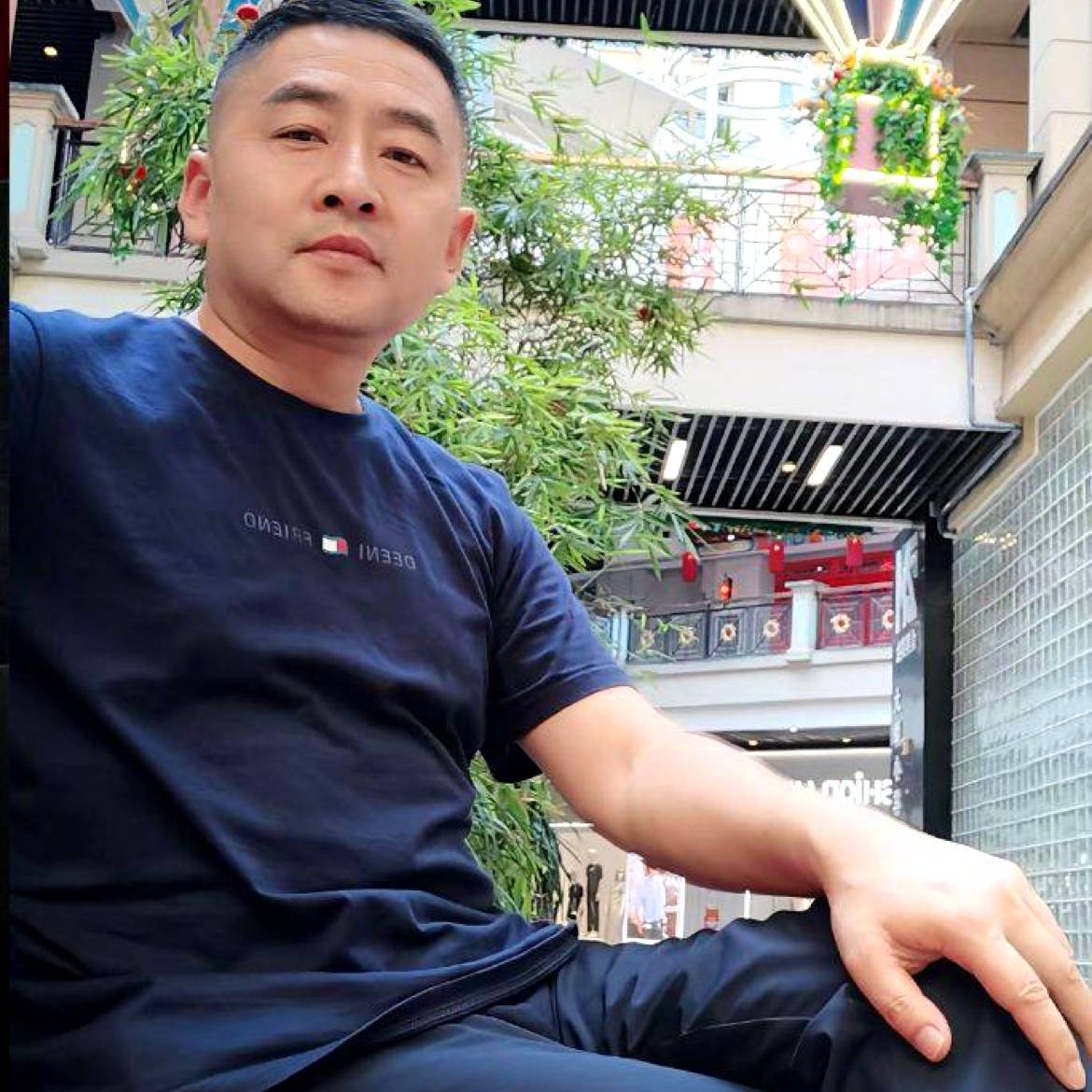 胸藏万国志照片