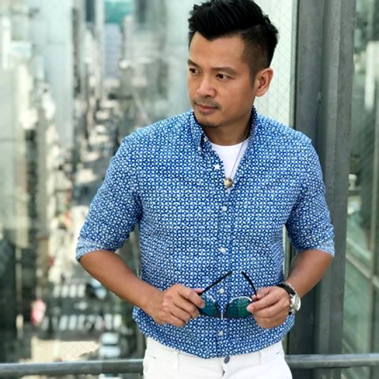 整齐的浮光的照片