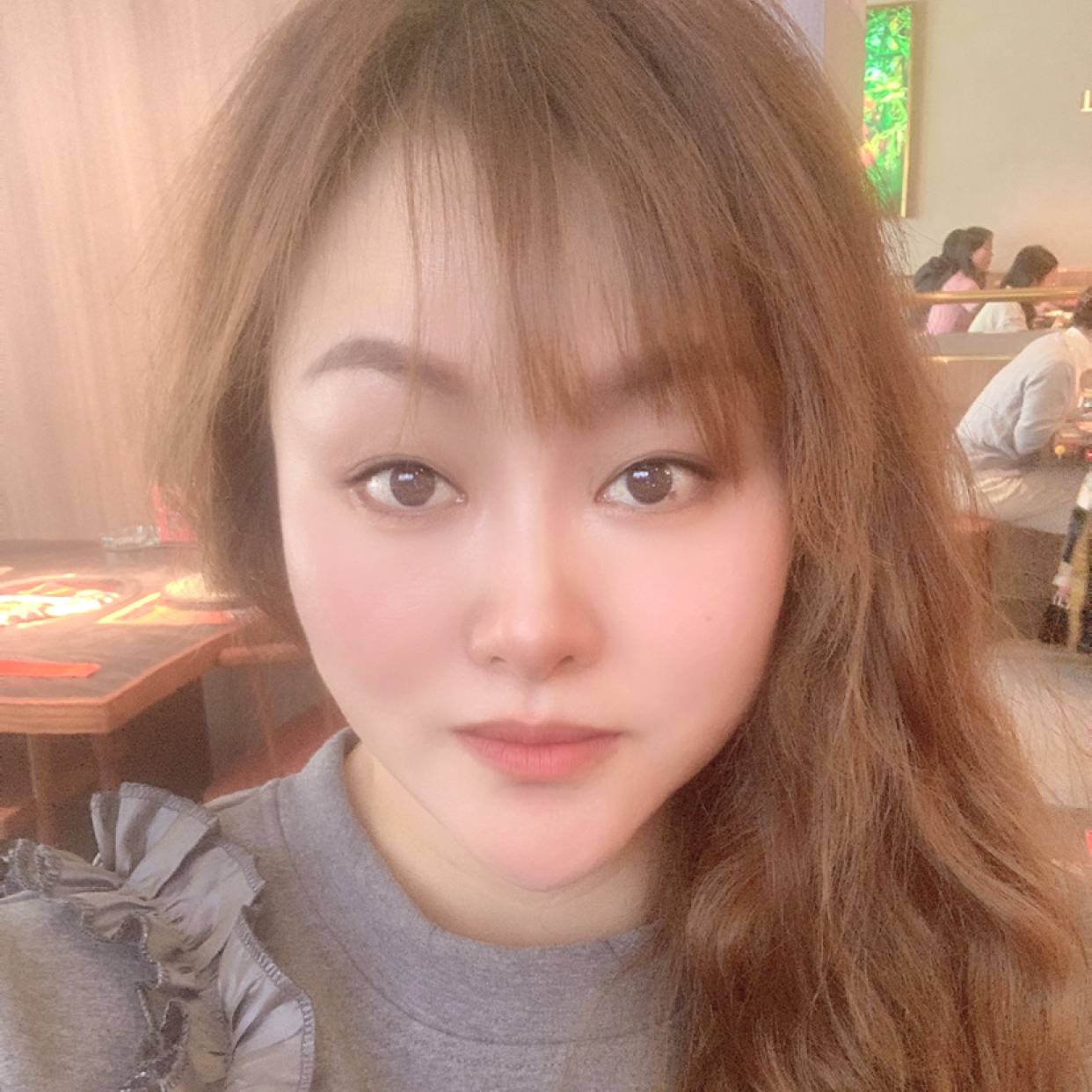 青衣拉长的照片