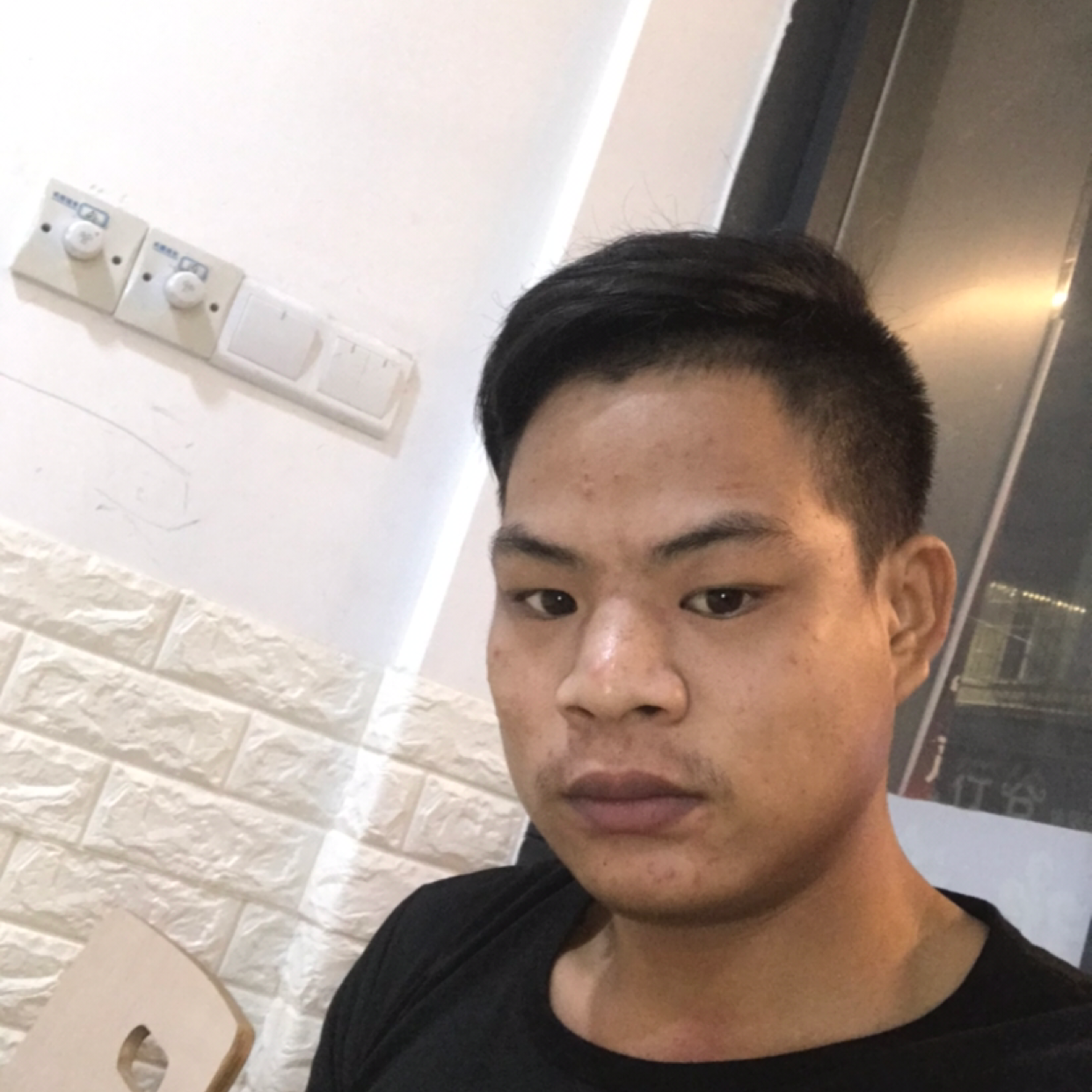 单身诺的照片