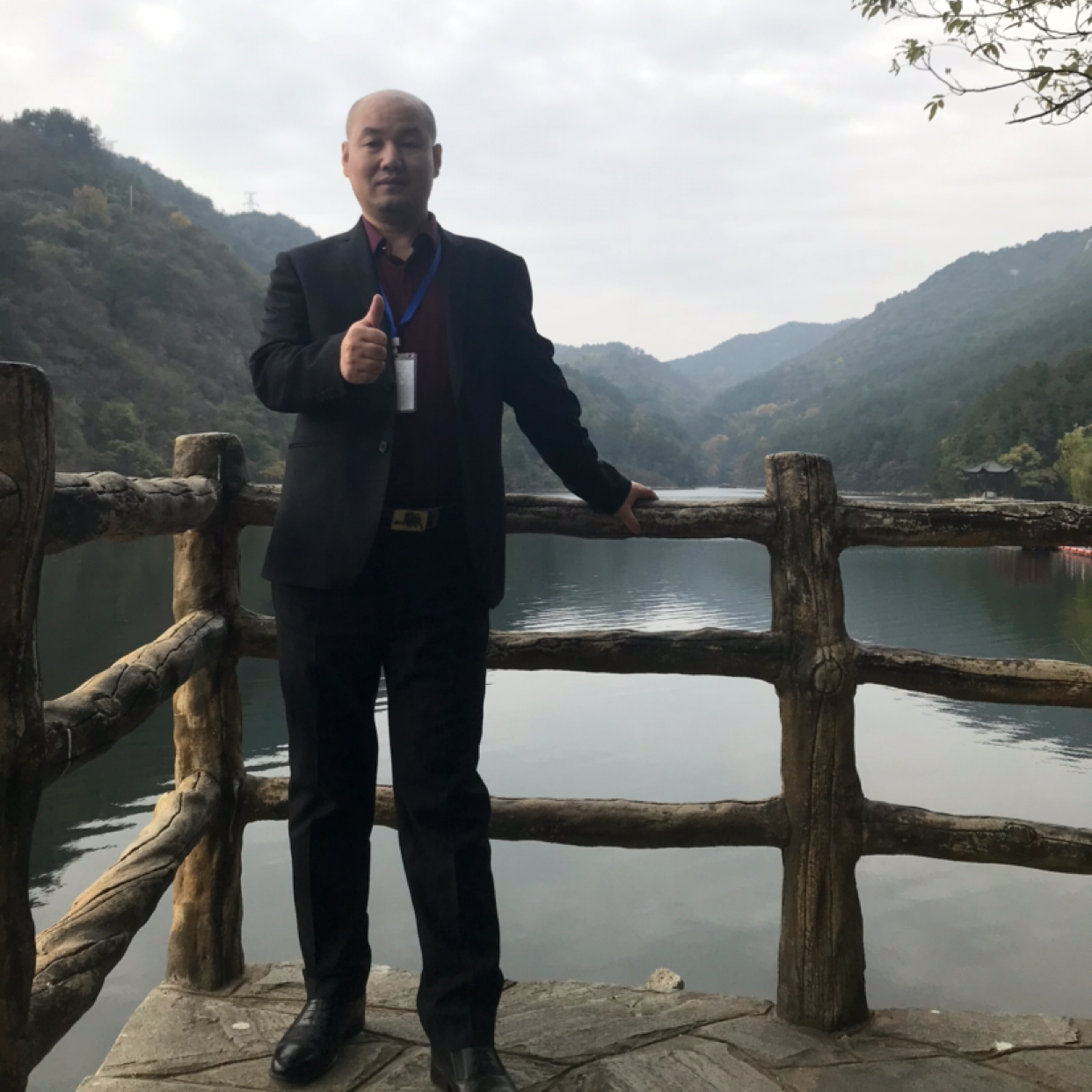 得胜李的照片