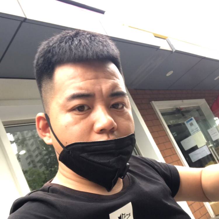 孤独的小九的照片