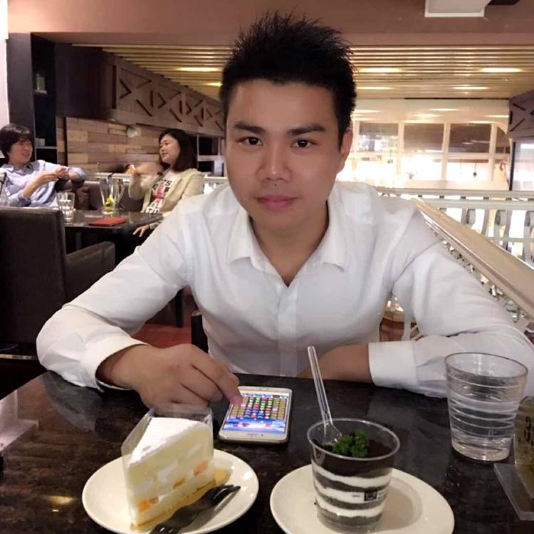 爱是平淡的照片