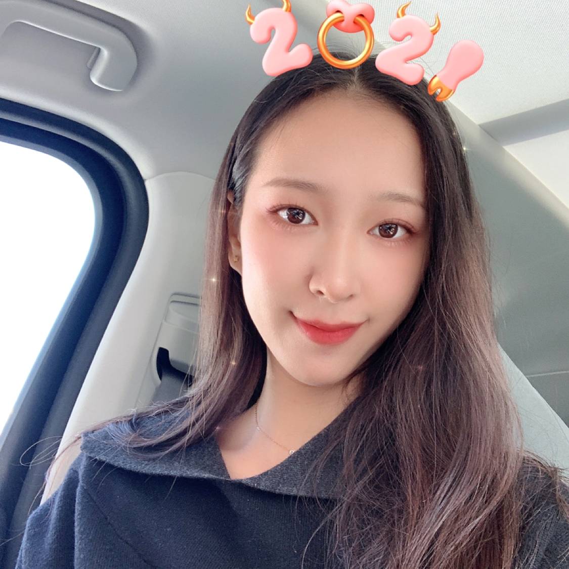 月亮怕黑。的照片