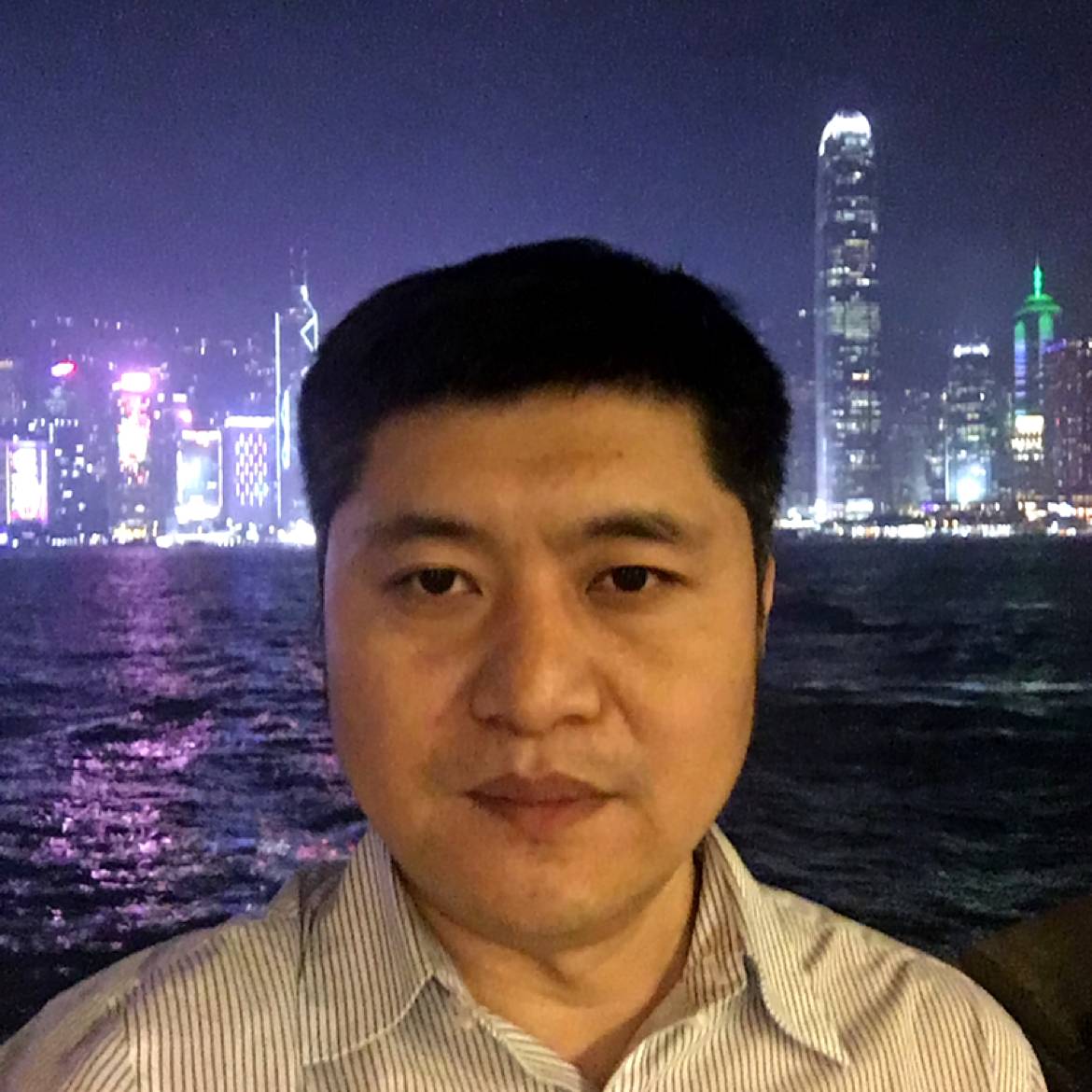 女王邂逅单纯的照片