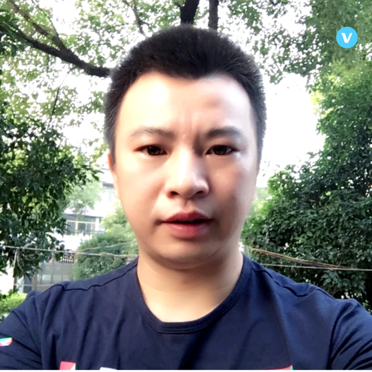 火星上方晨阳的照片