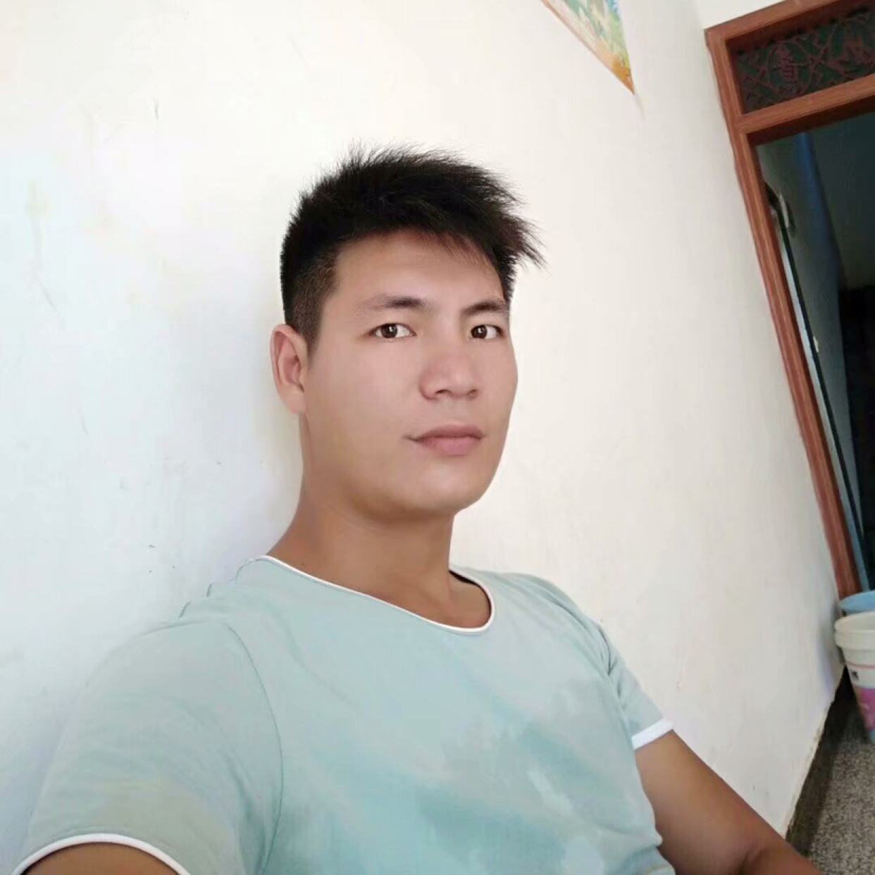 宁可孤独也不违心的照片