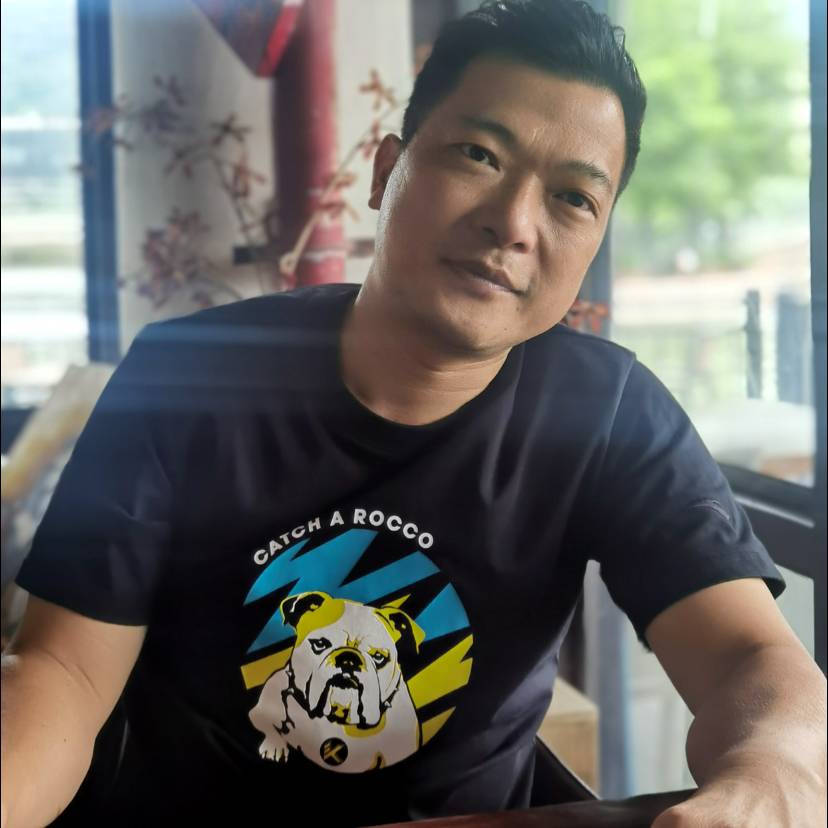 震动挽手橘子的照片