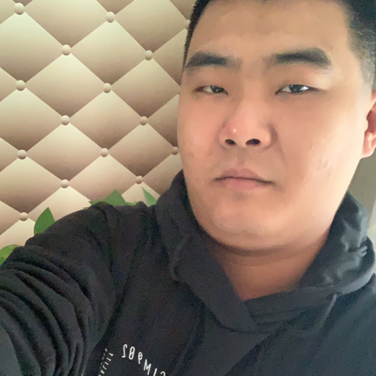 聪明請云朵的照片