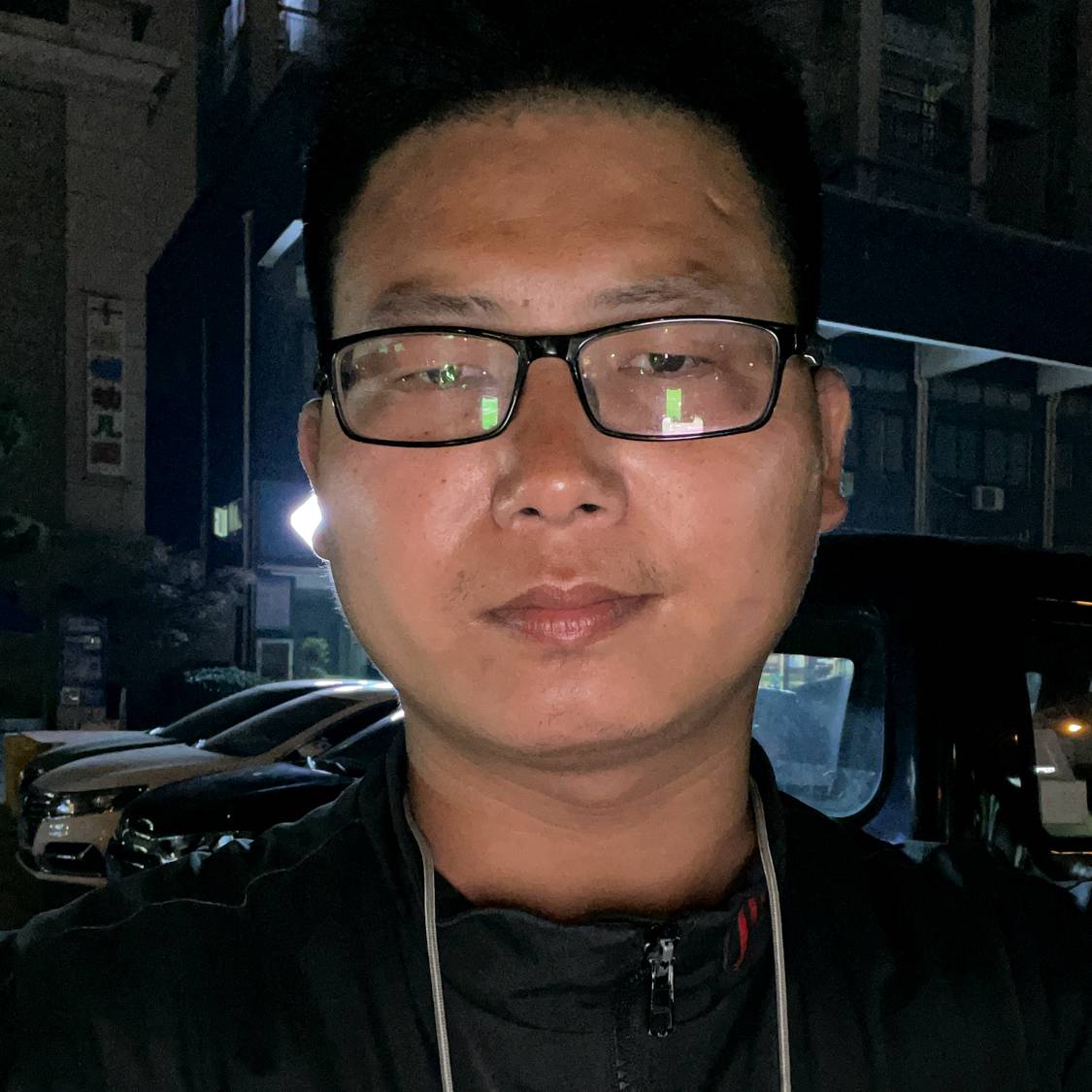 憨憨的电脑的照片