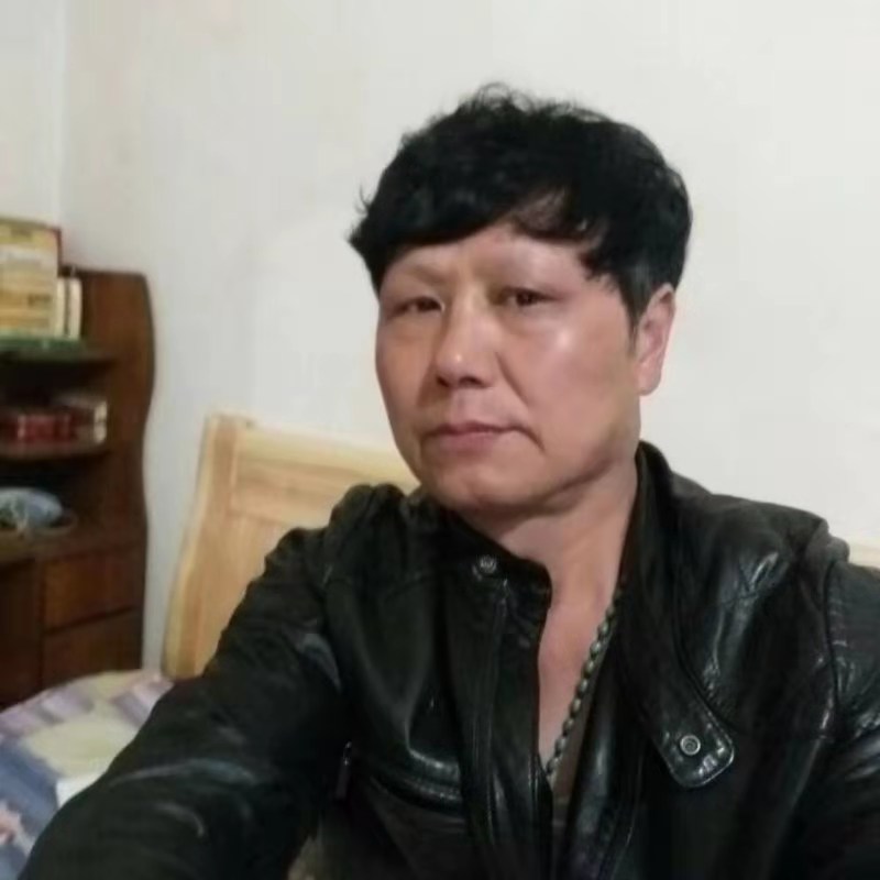 何宗明的照片
