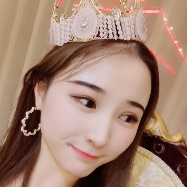 温婉愿秋颜的照片
