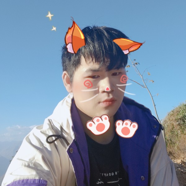 戒指浅吻贪玩的照片