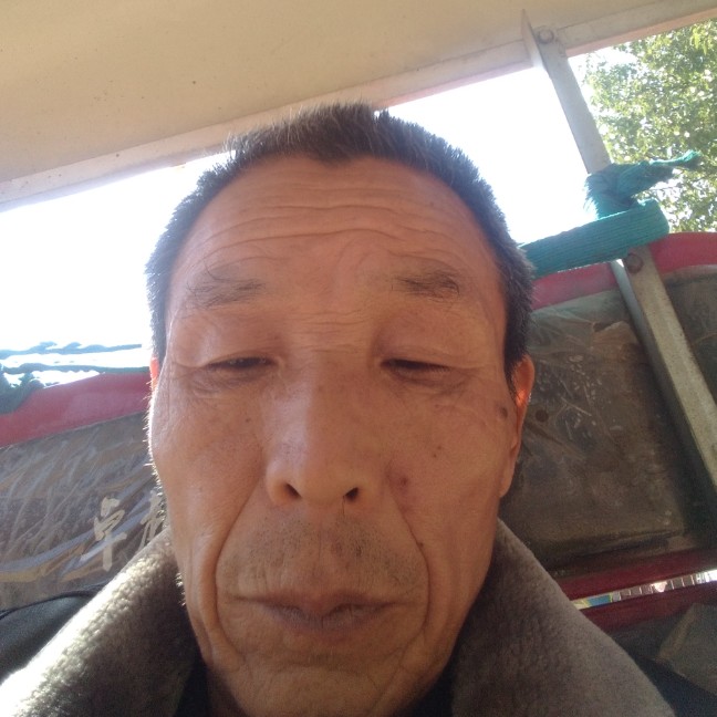 老师平淡的照片
