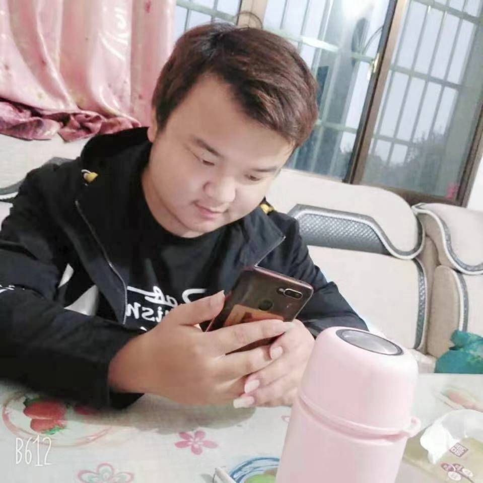 青花凝眸自觉的照片